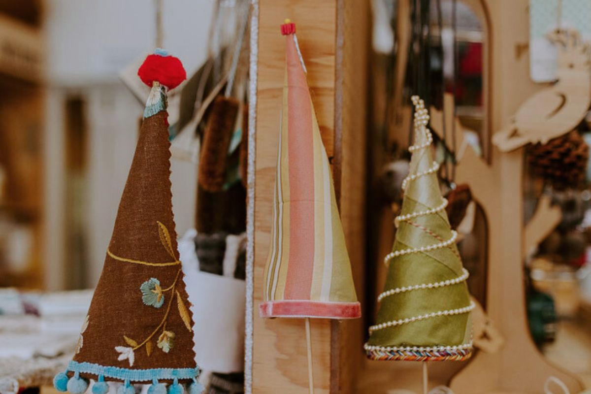 How to Have a Sustainable, Low Waste Christmas