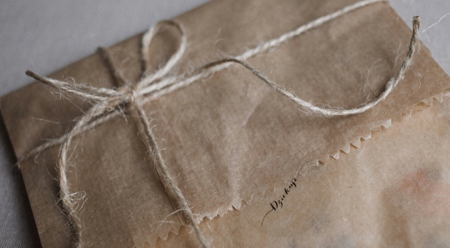 Eco gift with linen and twine