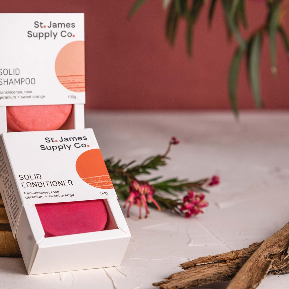 Frankie Solid Shampoo Bar: Natural Haircare with Frankincense, Rose Geranium and Sweet Orange