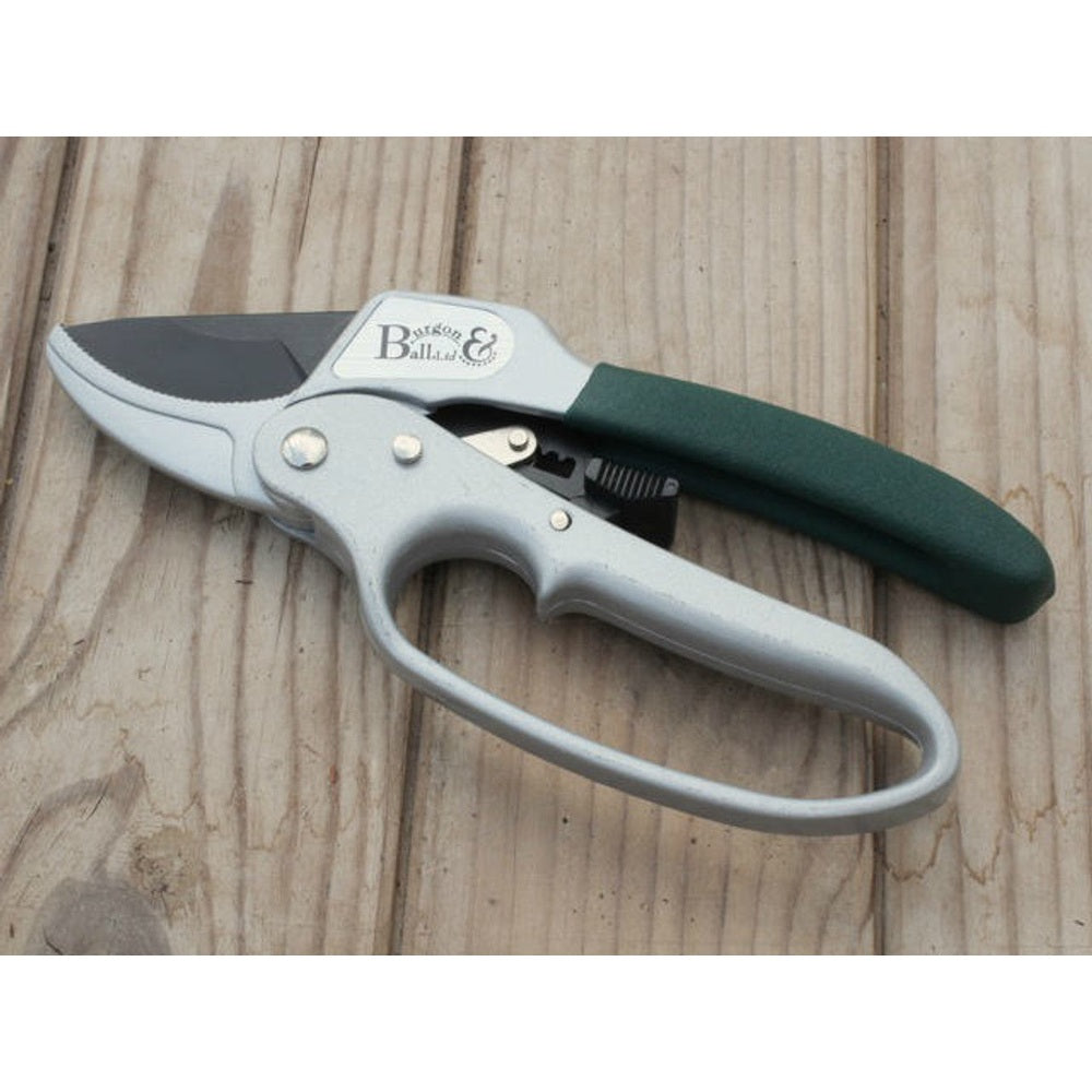 Ratchet Pruner by Burgon & Ball