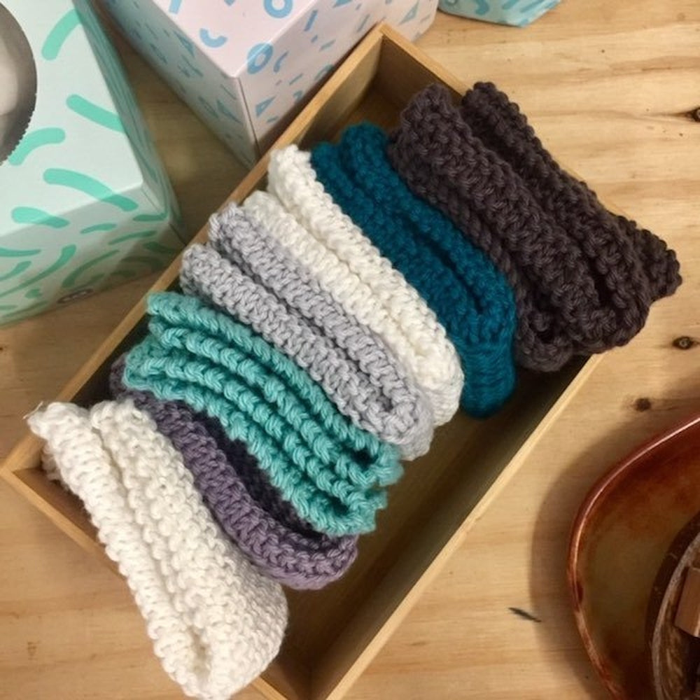 Hand made knitted face cloths made by PaulaW. Assorted colours.