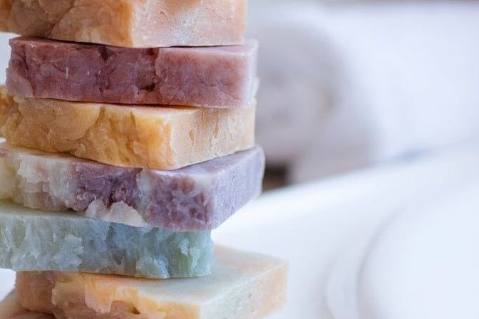 Reducing Plastic Waste in the Bathroom - Urban Revolution