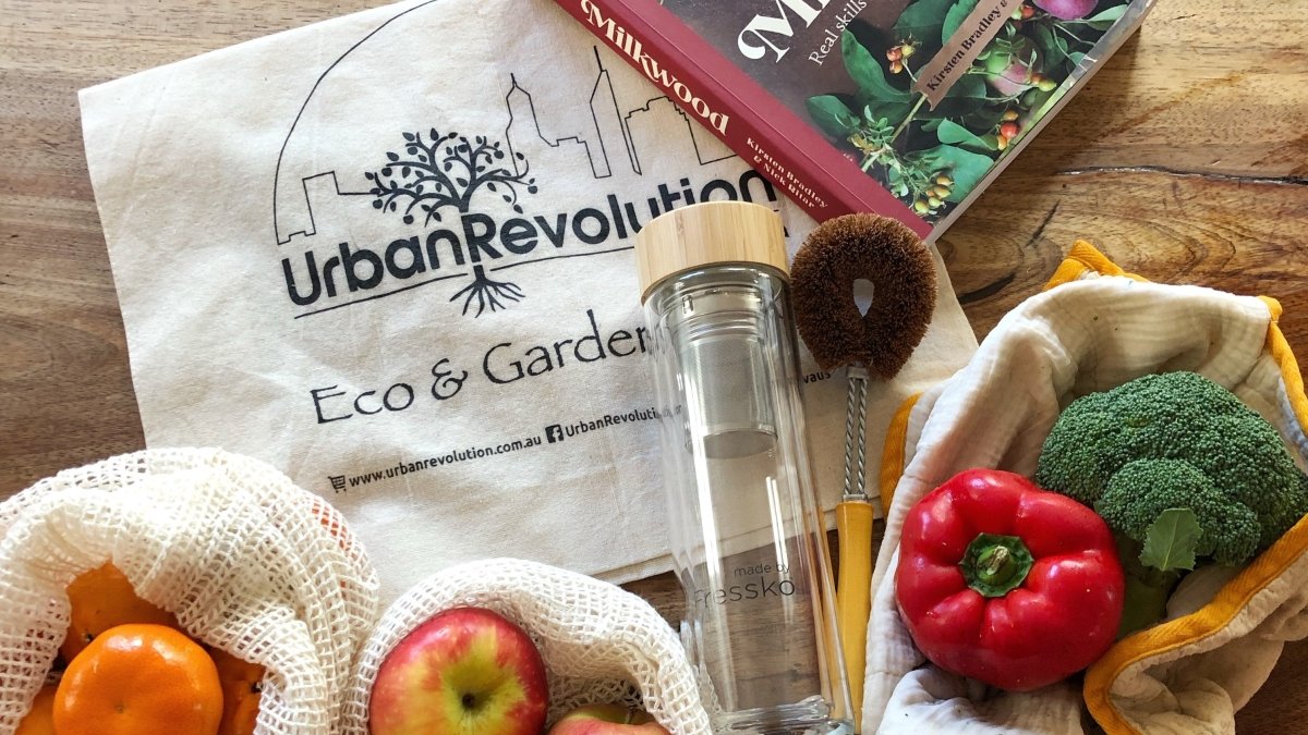 How To Avoid Single-Use Plastic & Home-Made Zero Waste Cracker Recipe - Urban Revolution