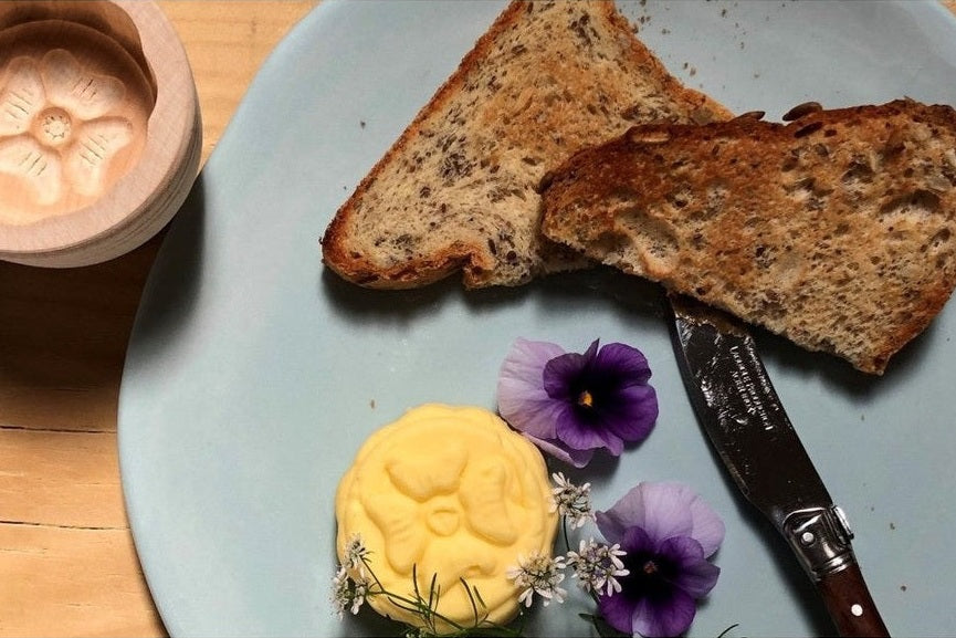 How To Use A Wooden Butter Mould - Urban Revolution
