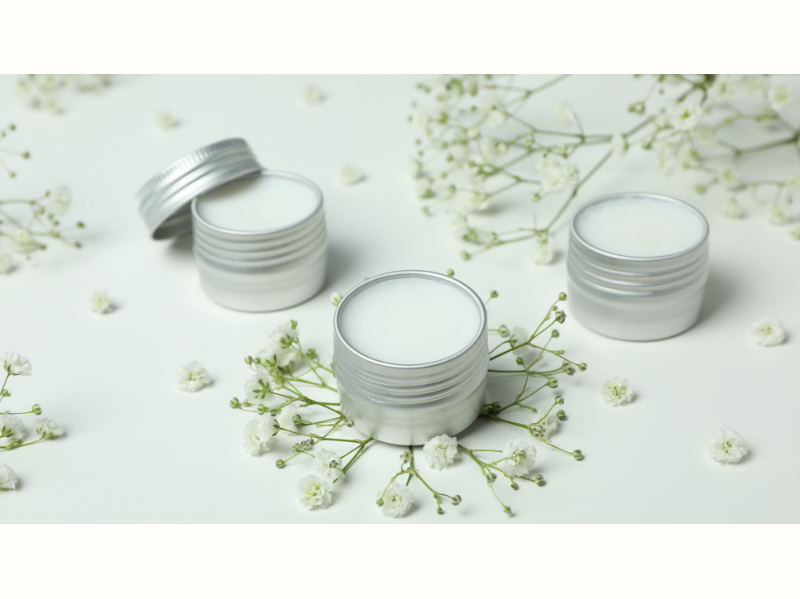 Lip balm tins with flowers