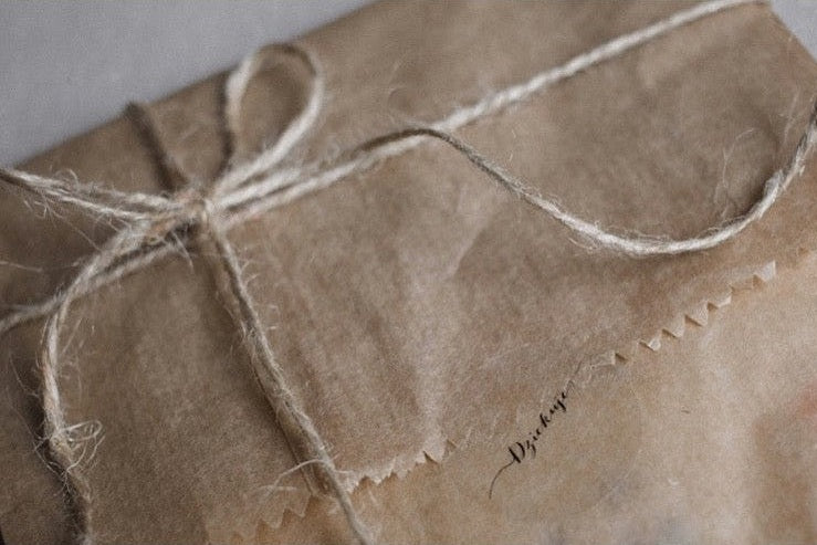 Eco gift with linen and twine