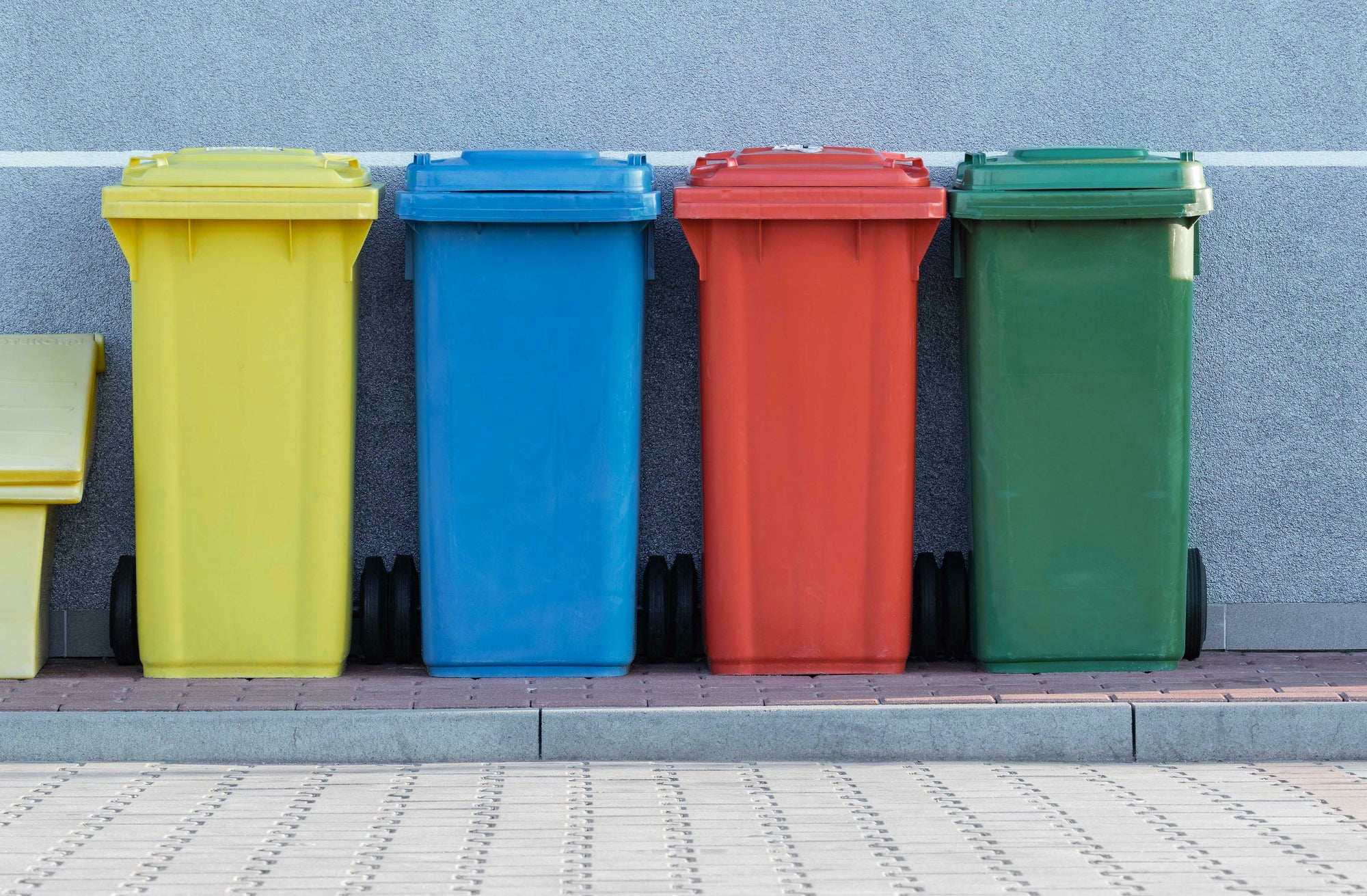 coloured recycling bins