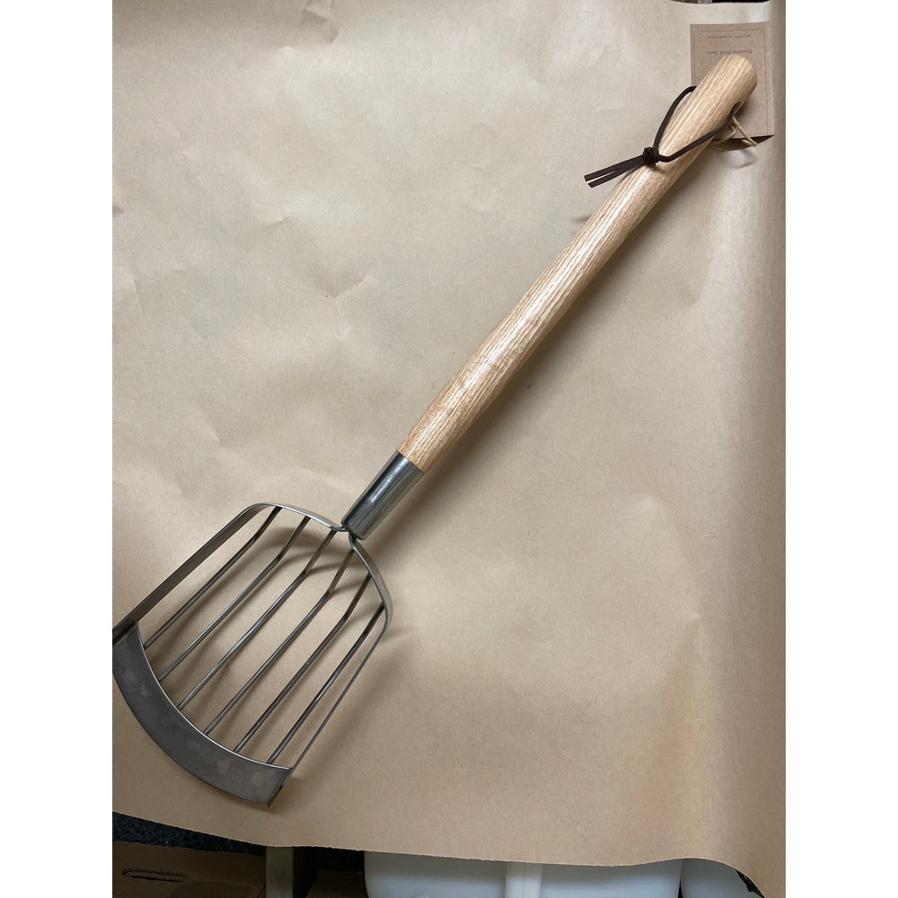 Stainless Steel Harvesting Scoop for Potatoes and Root Vegetables
