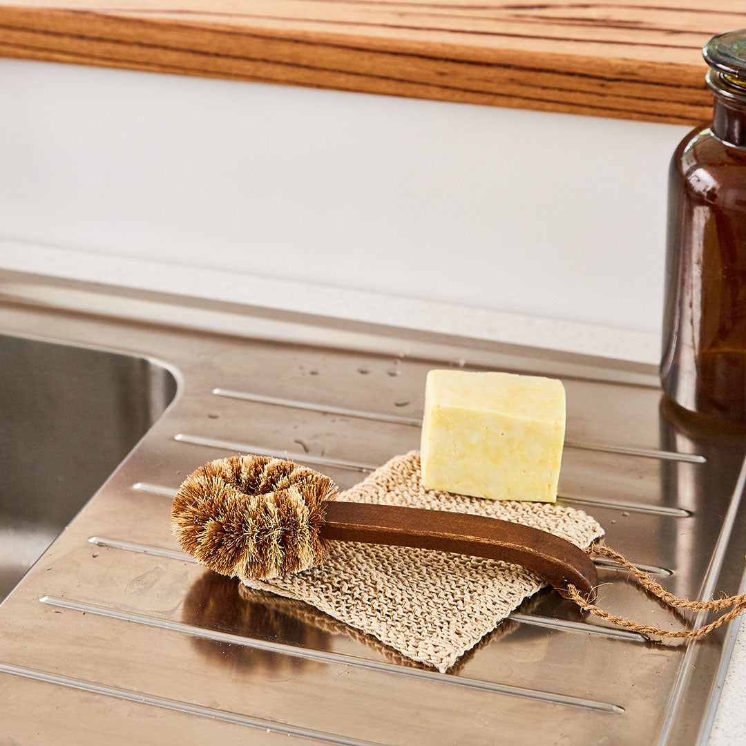 Premium Dish Brush, by Eco Max