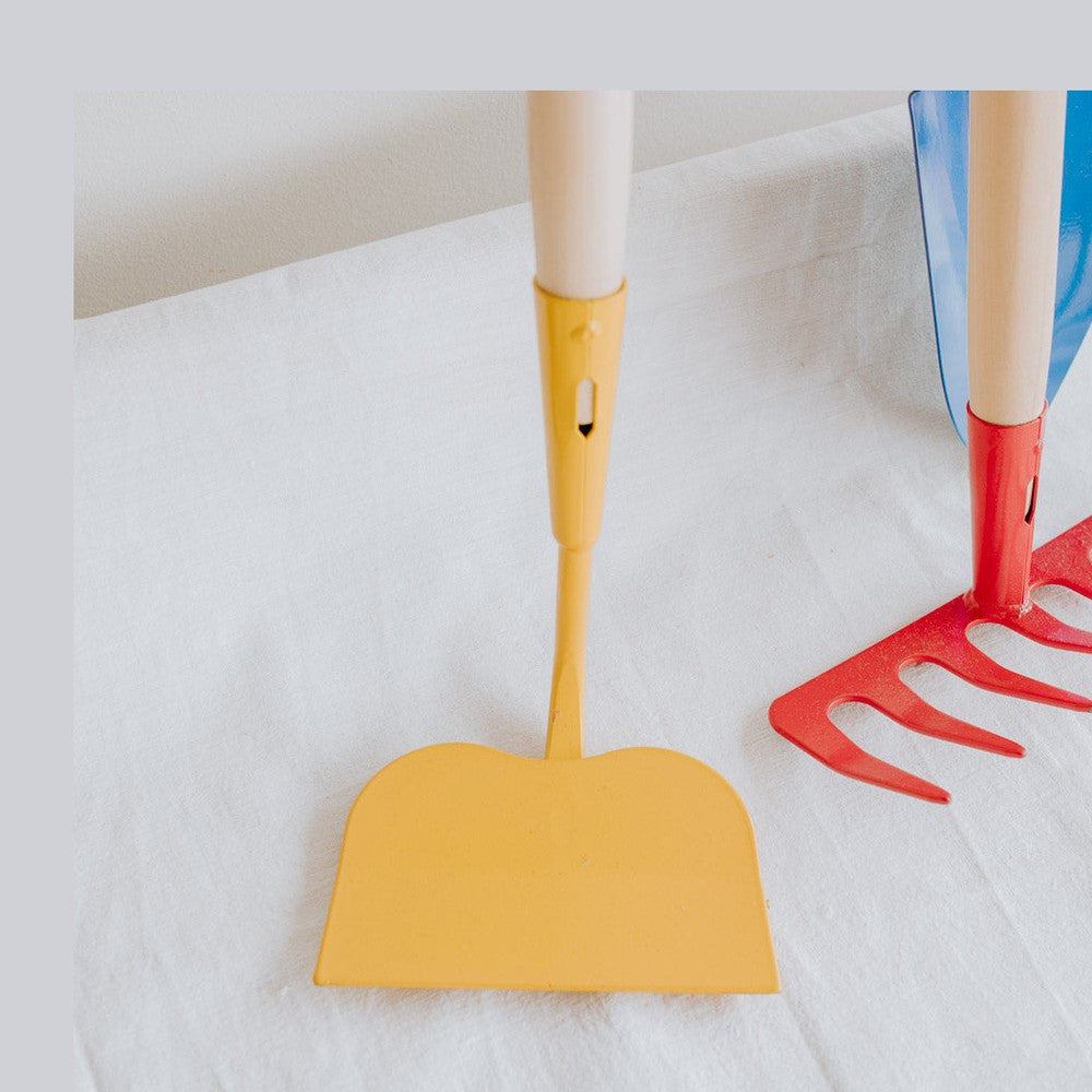 Long Hardwood Handled Garden Tools for Kids with Metal Heads | Ryset ...