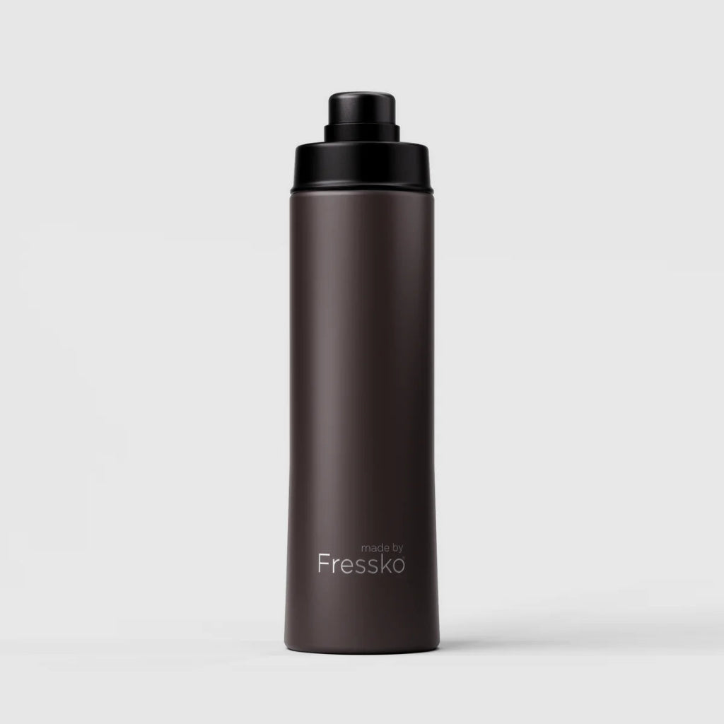 Fressko 660ml Stainless Steel Insulated Drink Bottle in Espresso.