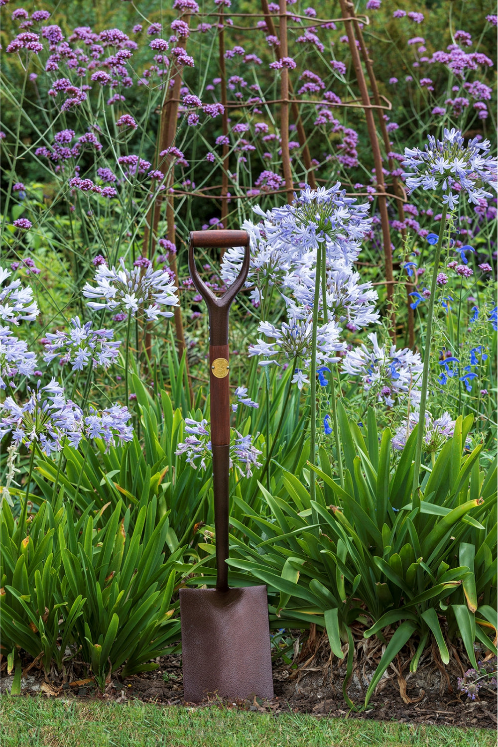 National Trust - Digging Spade - Large Item