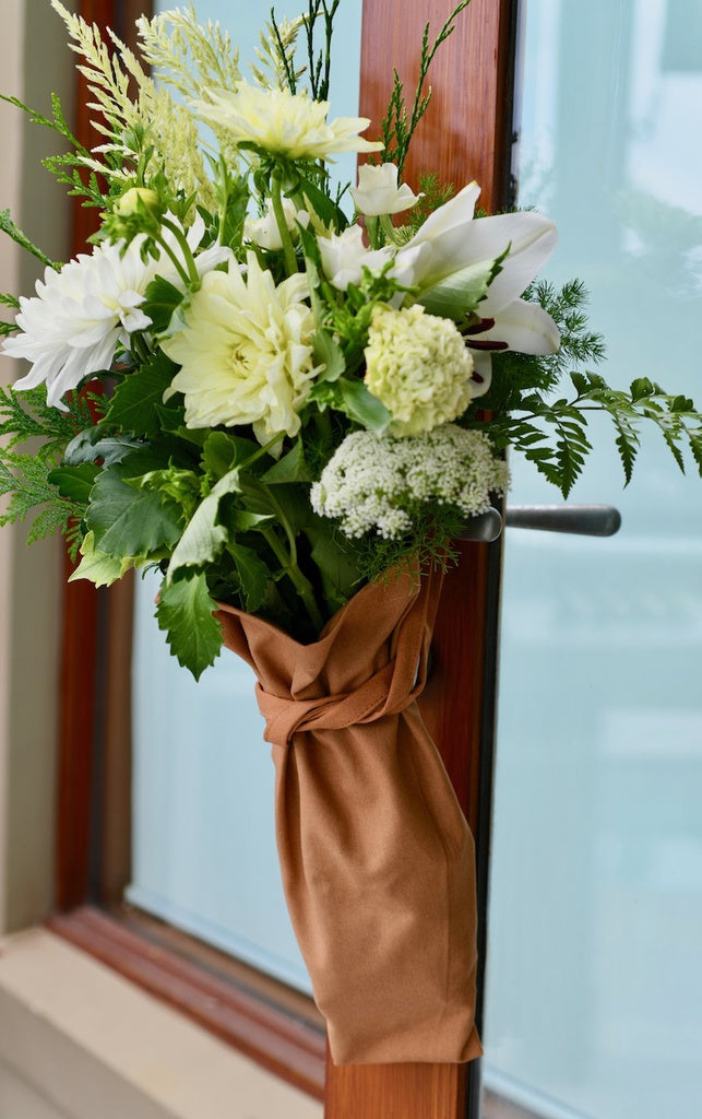 Canvas Flower Carrier - Tan