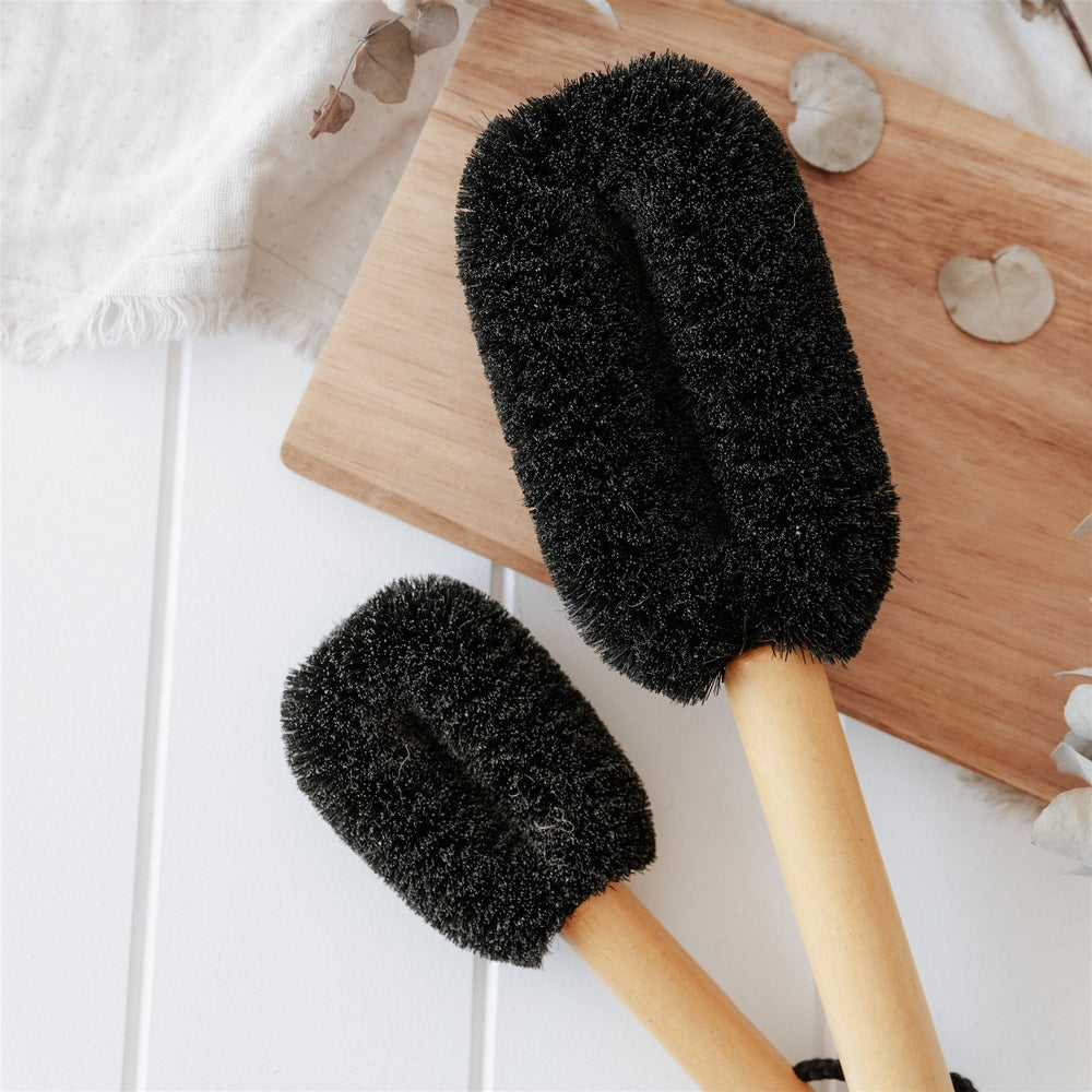 Eco Max Pet Brush - Coconut Fibre with Wood Handle