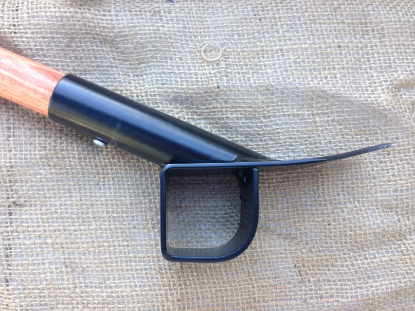 Daisy Weeder with Long Hardwood Handle - Large Item