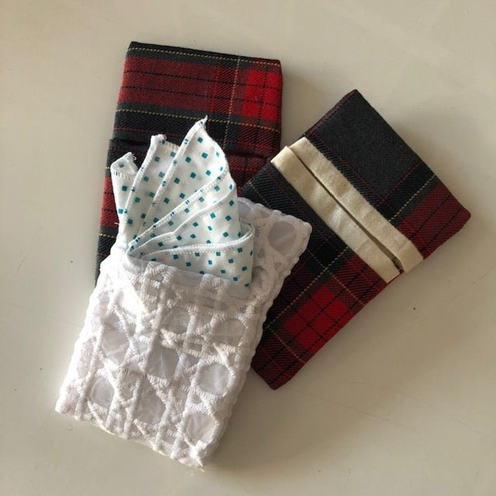 Cloth Hankie Holder