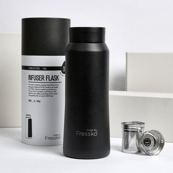 Fressko "Core" 1L Flask with Infuser in Coal, Urban Revolution.