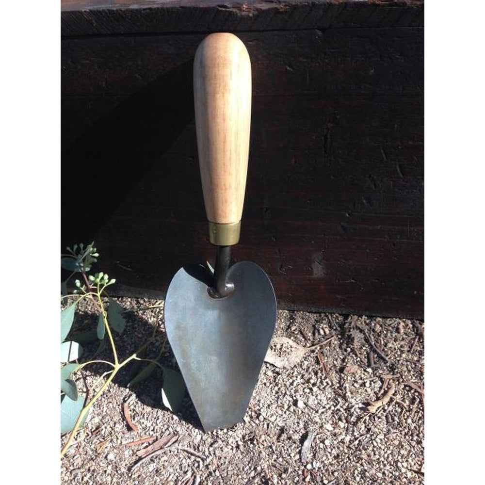 FD Ryan Tool Makers - Pointed Heart Trowel