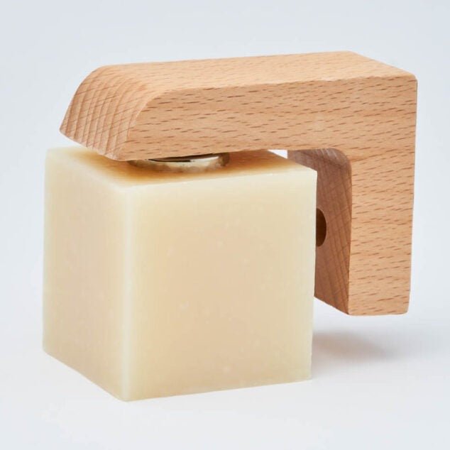 Beauty &amp; the Bees Magnetic Air Dry Soap Holder Holding Shampoo Bar, Urban Revoltution