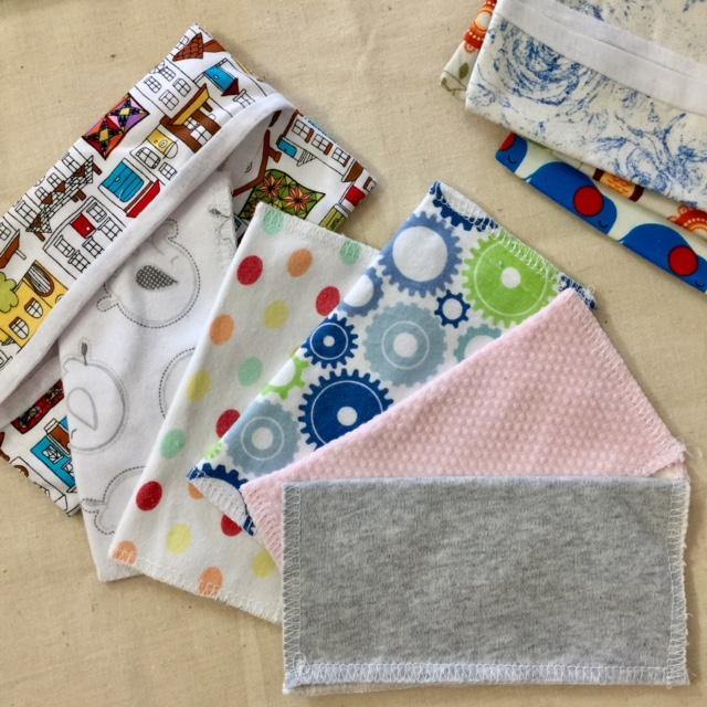 5 Multi Purpose Reusable Wipes and Easy Access Carry Pouch