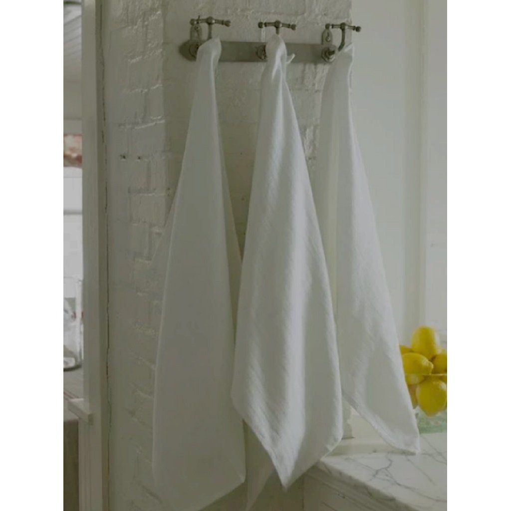 The Laundress Versatile Lint-Free Cleaning Cloth