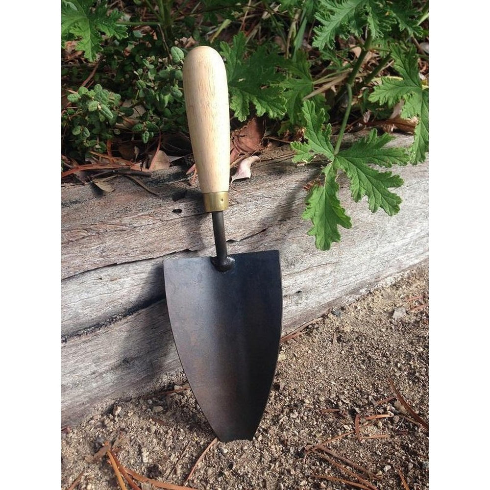 F.D. Ryan Tool Makers - Wide Trowel Garden